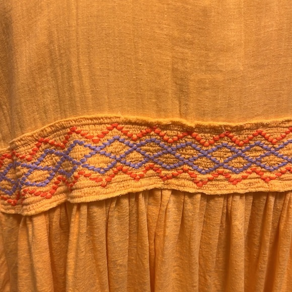 5. Free People Market Embroidered V Neck Top in Carrot Ginger, Size Large - Picture 15 of 17